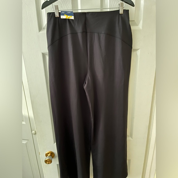 Old Navy High Waisted Powersoft Wide Leg Pants NWT - Picture 4 of 4